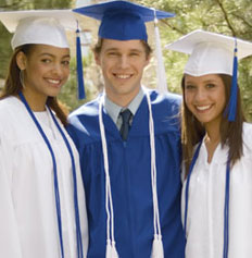 toge universitaire, chapeau universitaire, remise de diplome